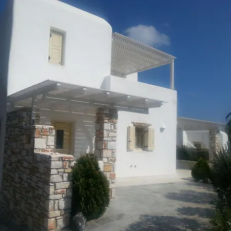 Nafsika Paros בית נופש *