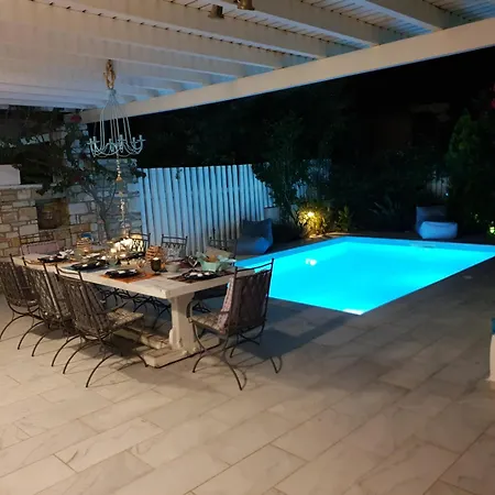 Nafsika Paros Vakantiehuis Logaras