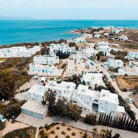 בית נופש Nafsika Paros *