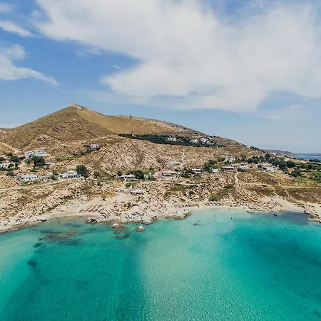 Nafsika Paros * Logaras